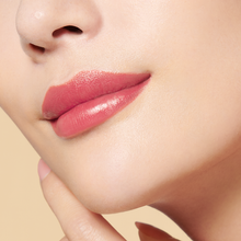 Load image into Gallery viewer, Clé de Peau Beauté LE ROUGE PRÉCIEUX