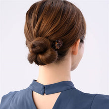 Load image into Gallery viewer, Complex Biz Floral Ice Dessert clip
